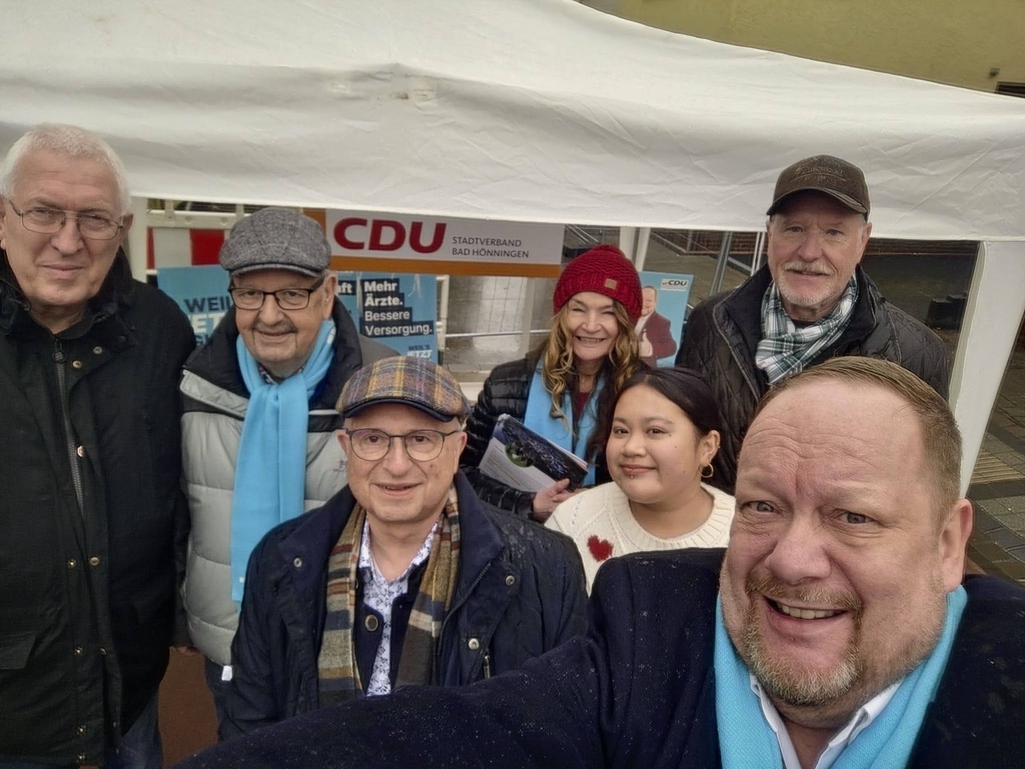 Zweiter Wahlkampfstand vor Geisen